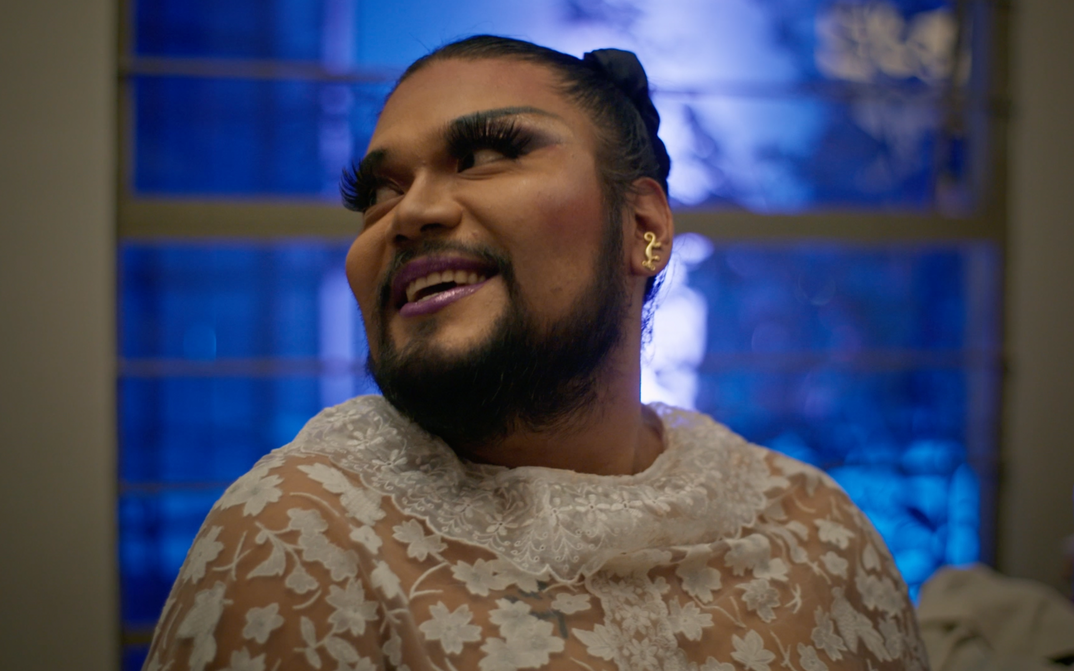 Filmstill aus AMOR ROJO (Red Love) von Dora García