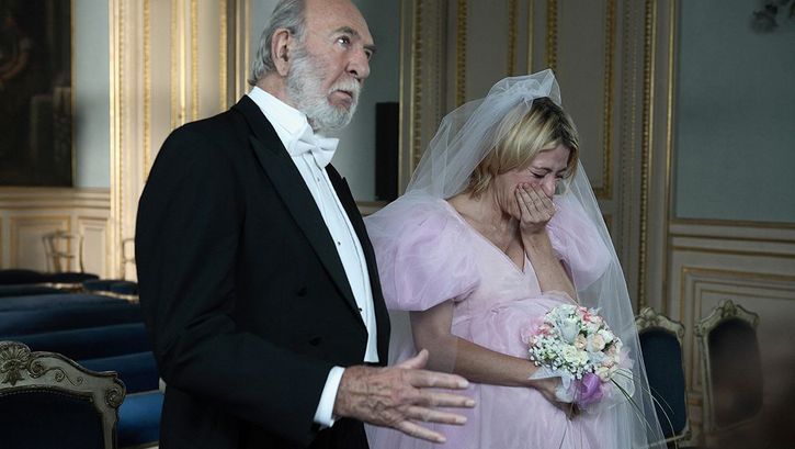 Filmstill from FAUT QUE ÇA DANSE! (Let’s Dance) by Noémie Lvovsky