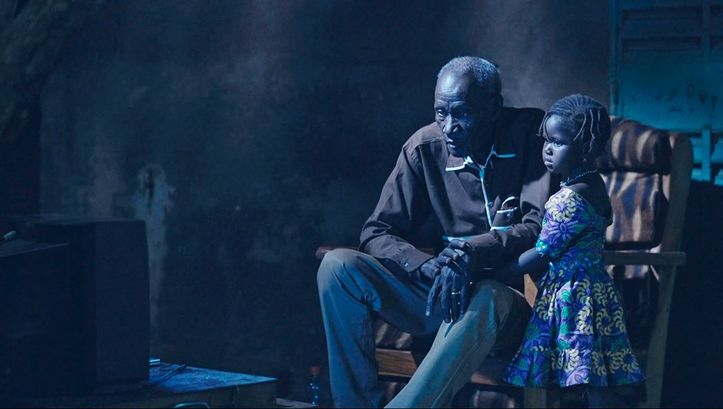 Filmstill aus LE TAXI, LE CINÉMA ET MOI von Salam Zampaligre