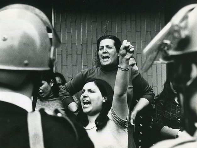 Filmstill aus DONNA: VROUWEN IN VERZET (Donna: Women in Revolt) von Yvonne Scholter