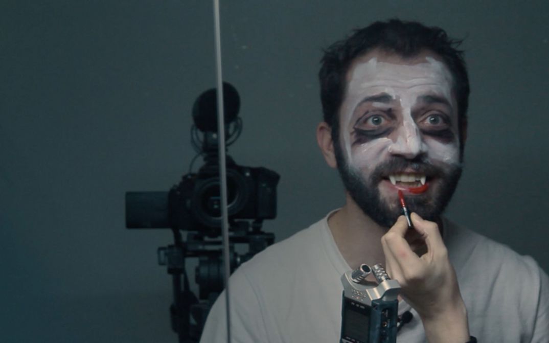 Filmstill from PLAY DEAD