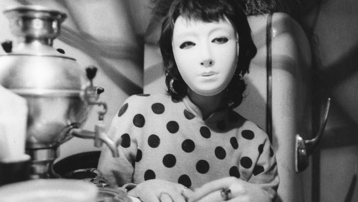 Filmstill from IN IGLA (Die Nadel)