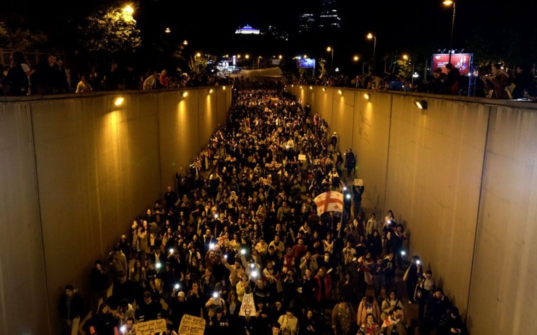 Filmstill aus SHINAGANI GAZAPKHULEBIS Q