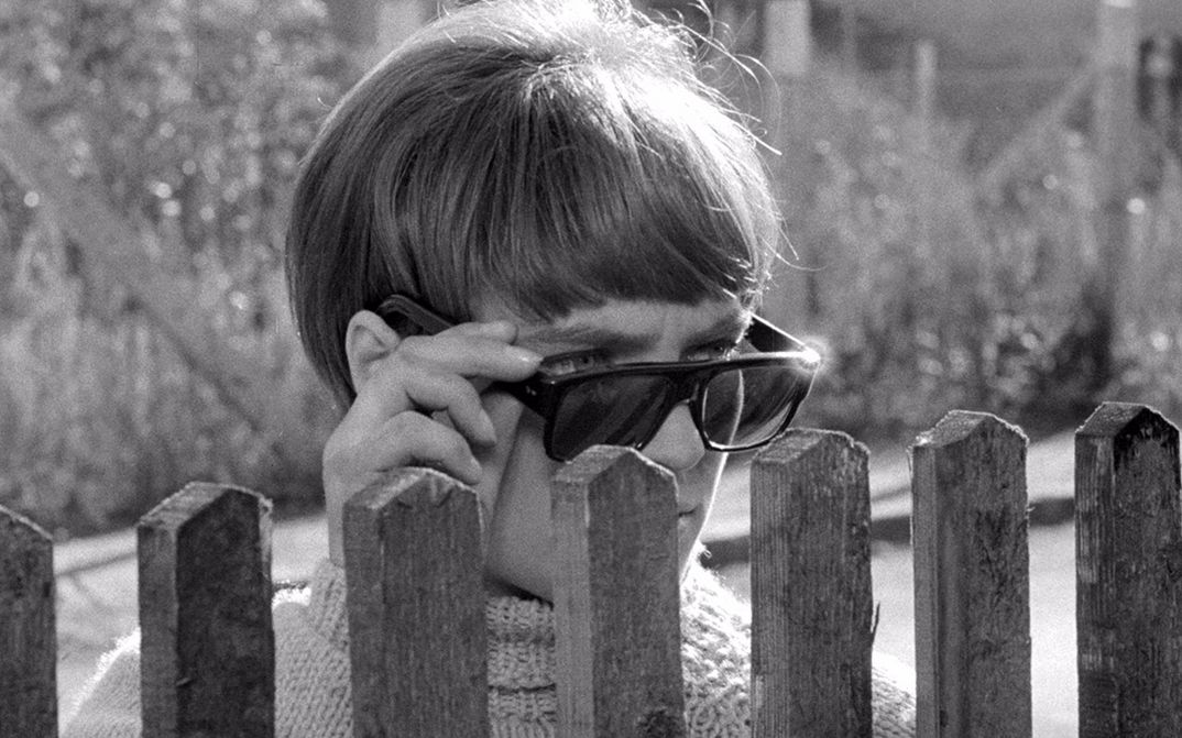 Filmstill from ELTÁVOZOTT NAP (Das Mädchen) by Márta Mészáros