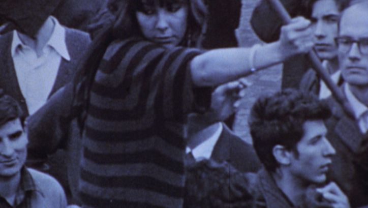 Filmstill aus LE FOND DE L’AIR EST ROUGE (A Grin Without A Cat)