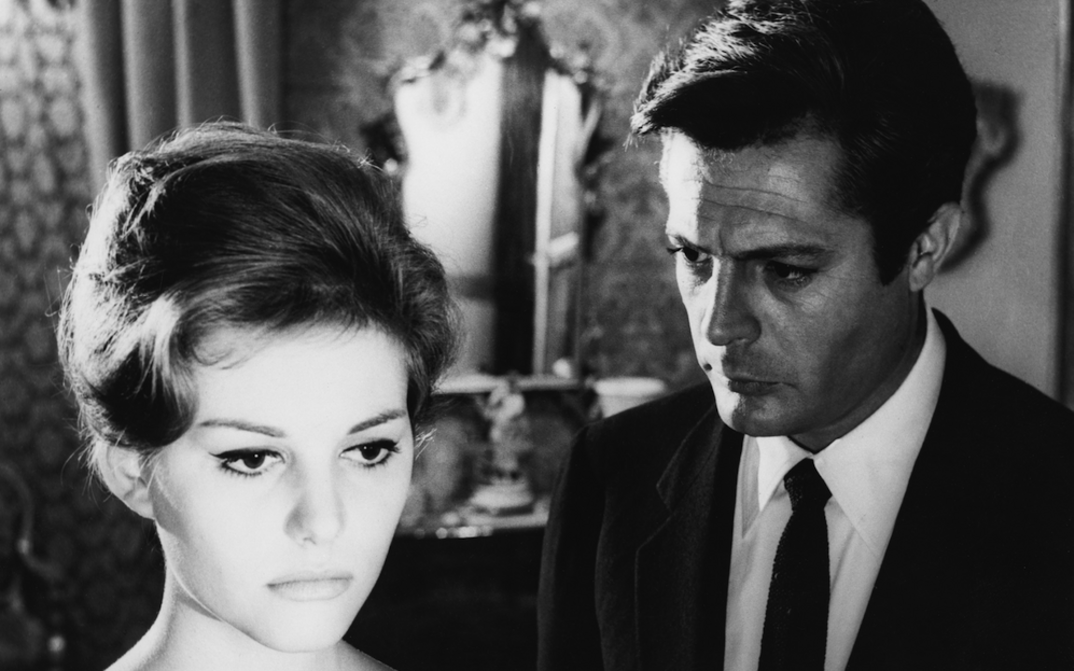 Film still from IL BELL