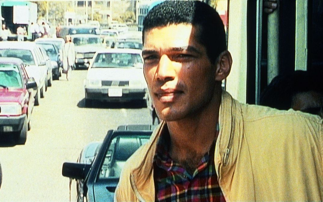 Filmstill aus EL MEDINA (Die Stadt)