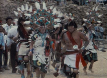 Filmstill aus "Techqua Ikachi, Land – mein Leben" von Anka Schmid, James Danaqyumptewa und Agnes Barmettler