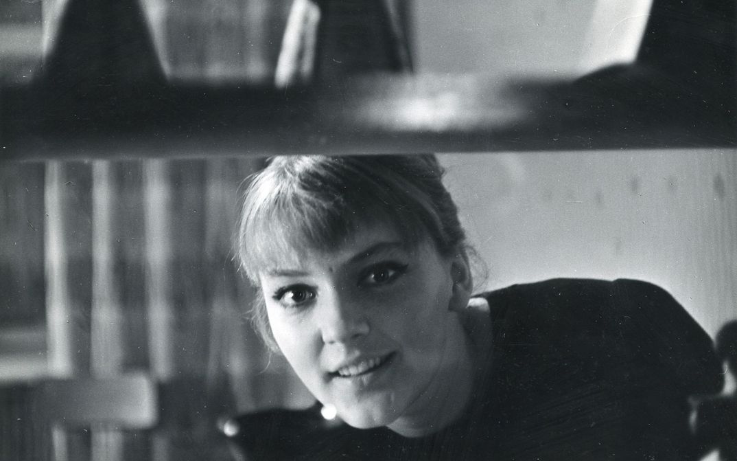 Filmstill from MNE DVADTSAT LET (Ich bin zwanzig Jahre alt)