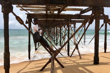 The picture shows the remains of the landing bridge in Lomé, built by the German colonial government from 1901 to 1904.