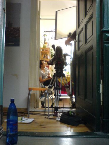 Set photo „Yaban. Fremd“ by Hakan Savas Mican. Pictured is the apartment where the film was shot.