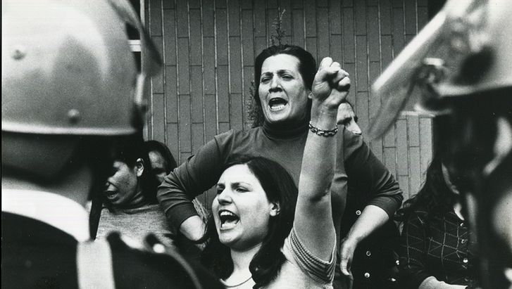 Filmstill from DONNA: VROUWEN IN VERZET (Donna: Women in Revolt) by  Yvonne Scholter