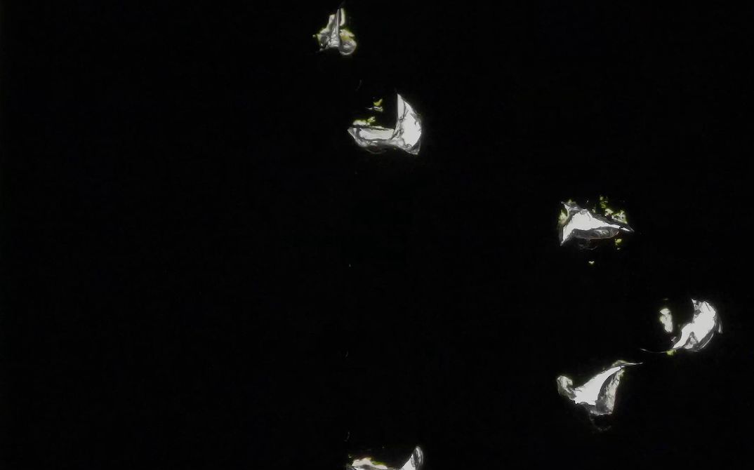 Kerstin Schroedinger, SONGS OF THE SHIRT (Still)