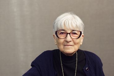 Porträt von Marva Nabili