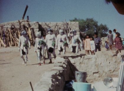 Filmstill aus "Techqua Ikachi, Land – mein Leben" von Anka Schmid, James Danaqyumptewa und Agnes Barmettler