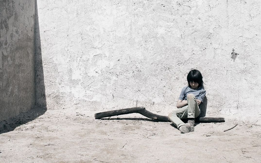 Filmstill from DREVO (The Tree) by Sonja Prosenc