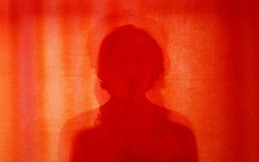 Film still from Melissa Dullius, Gustavo Jahn’s film “Muito Romântico ”.