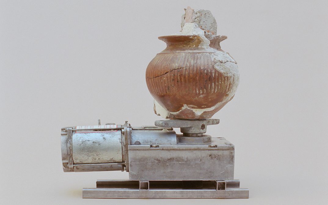 Jonna Kina, AFTER LIFE FOLLOWED BY RED IMPASTO JAR (Still)