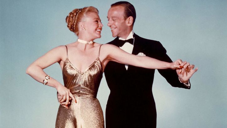 Filmstill aus THE BARKLEYS OF BROADWAY. Ginger Rogers und Fred Astaire tanzen.