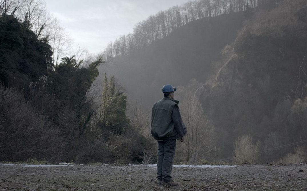 Filmstill from RUDAR (The Miner) by Hanna Slak
