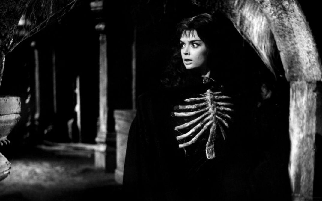Film still from LA MASCHERA DEL DEMONIO